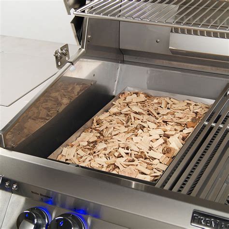 Impress Your Guests with Fire Magic Echelon E790's Grilling Versatility